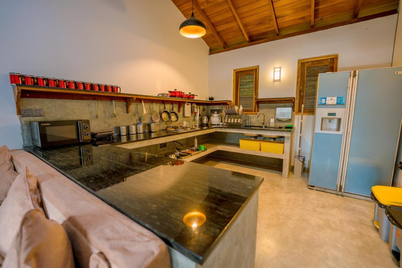 Sixth Sense Hostel Unawatuna Ngoại thất bức ảnh