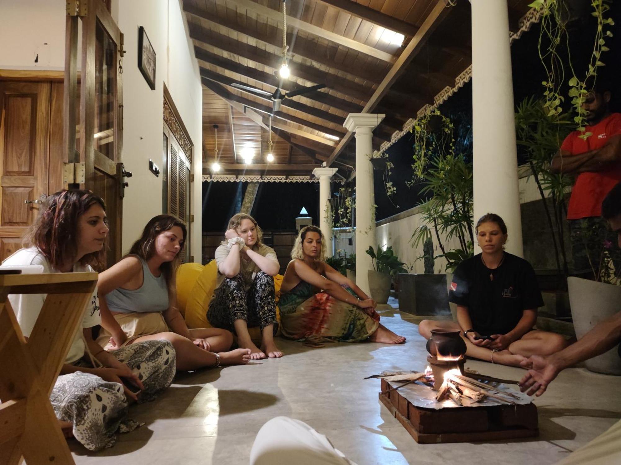 Sixth Sense Hostel Unawatuna Ngoại thất bức ảnh